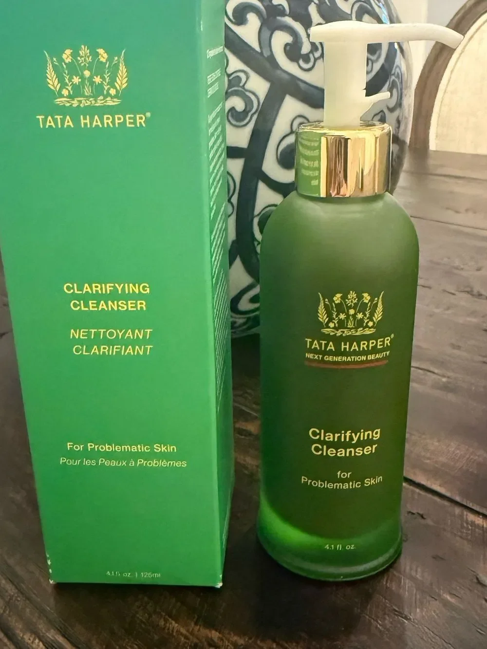 Tata Harper Clarifying Pore & Oil Control Cleanser with BHA & AHA for Redness